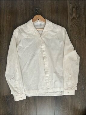 Boxy Revere Shirt in White Jacquard